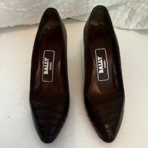 Bally Canada brown leather shoes, size 51/2